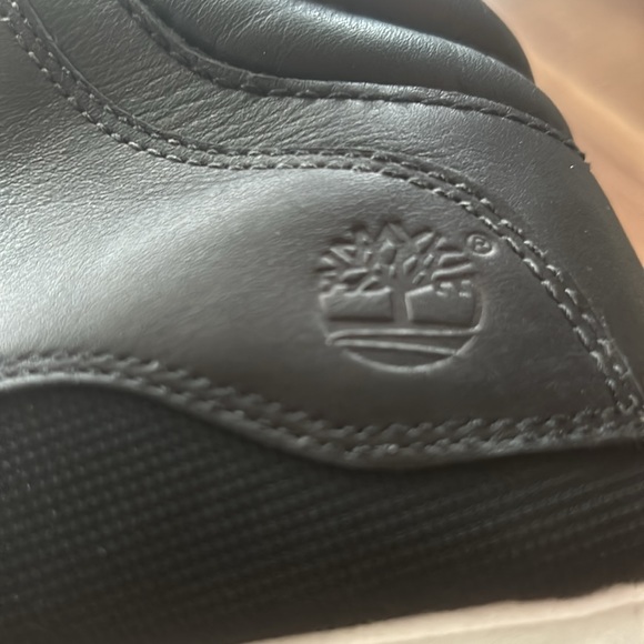 Timberland boots - size Us 9.5 - Picture 2 of 6